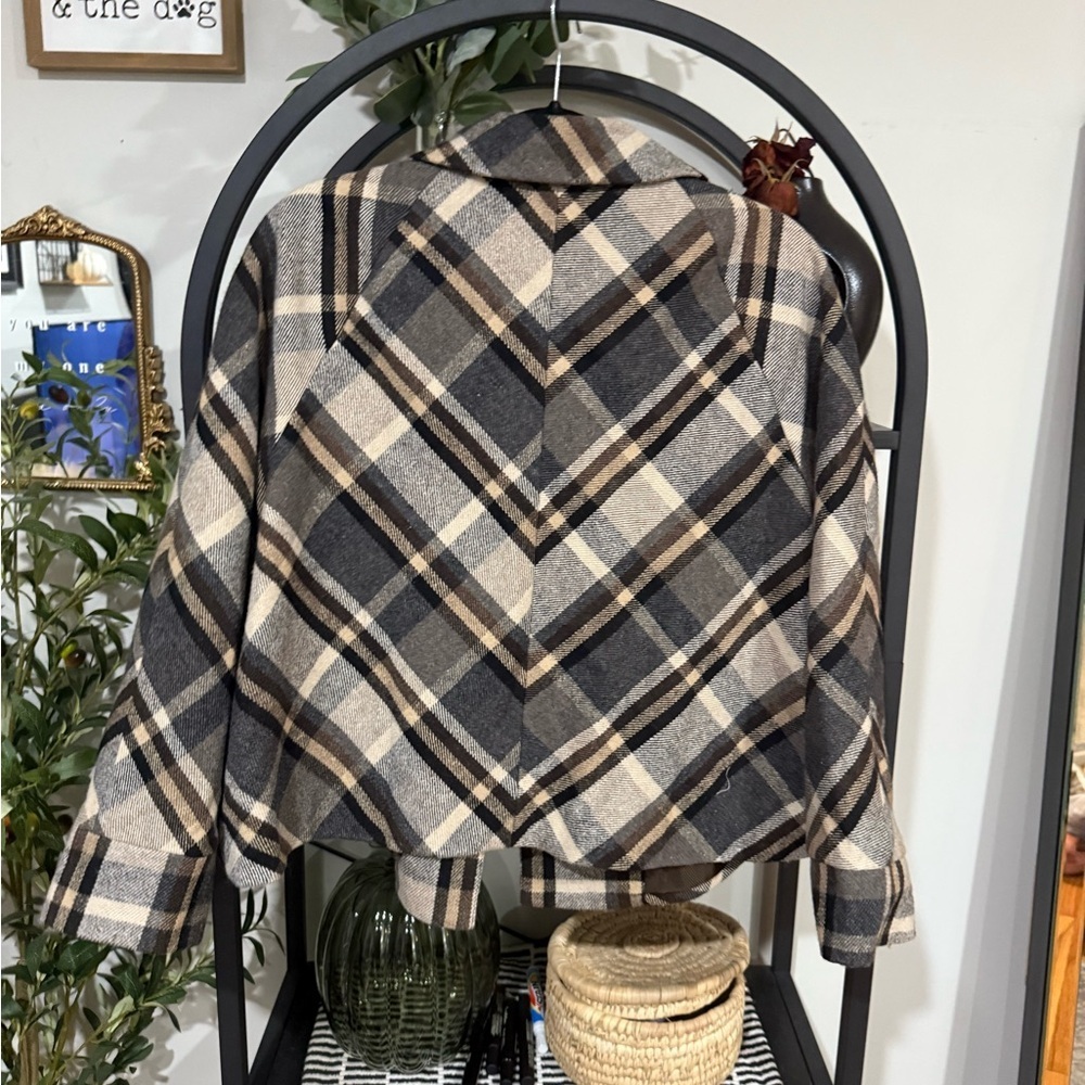 Apostrophe Checkered Pea Coat - wool blend size large - Picture 8 of 8